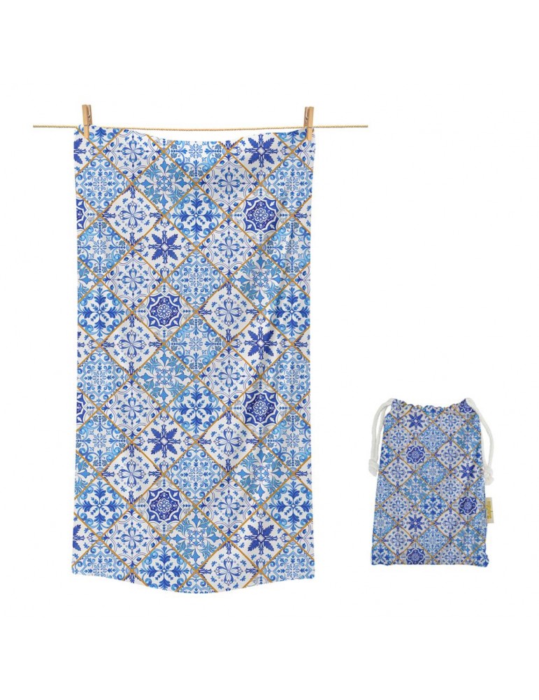 Μπομπονιέρα πετσέτα με μπλε...